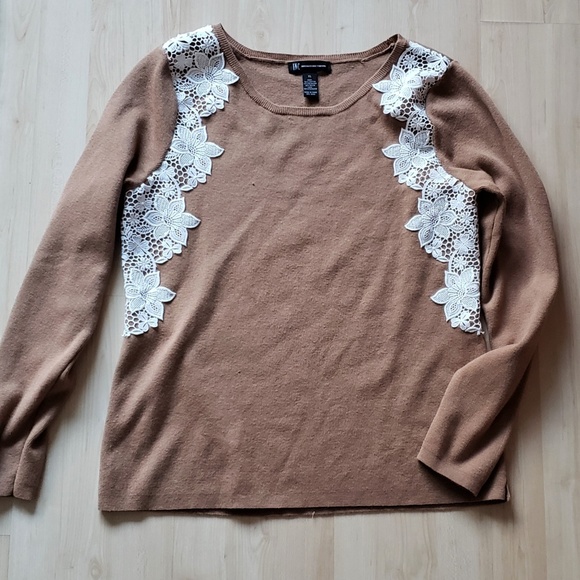 INC Crew Neck Sweater - Picture 1 of 3